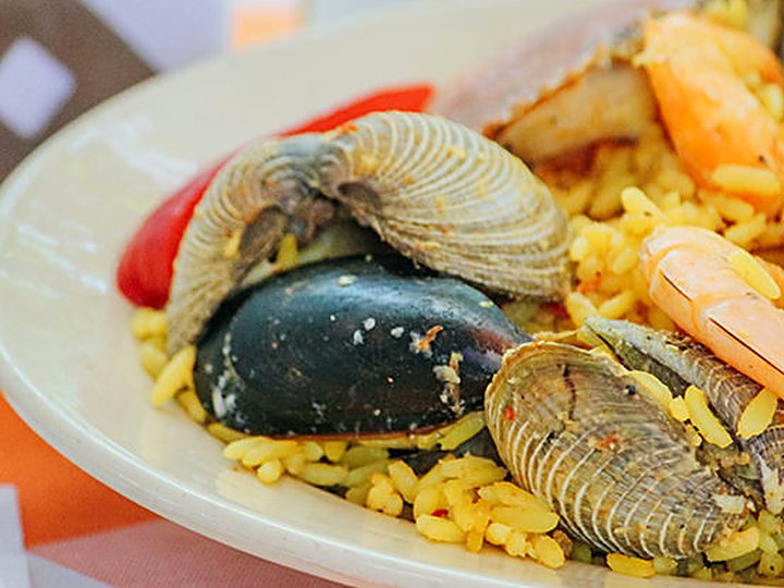 Paella valenciana