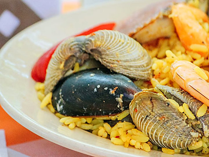 Paella valenciana